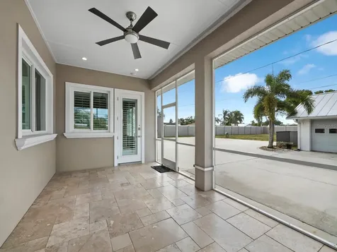 5618 Britannia Drive Sarasota FL 34231