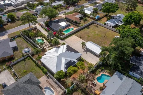 5618 Britannia Drive Sarasota FL 34231