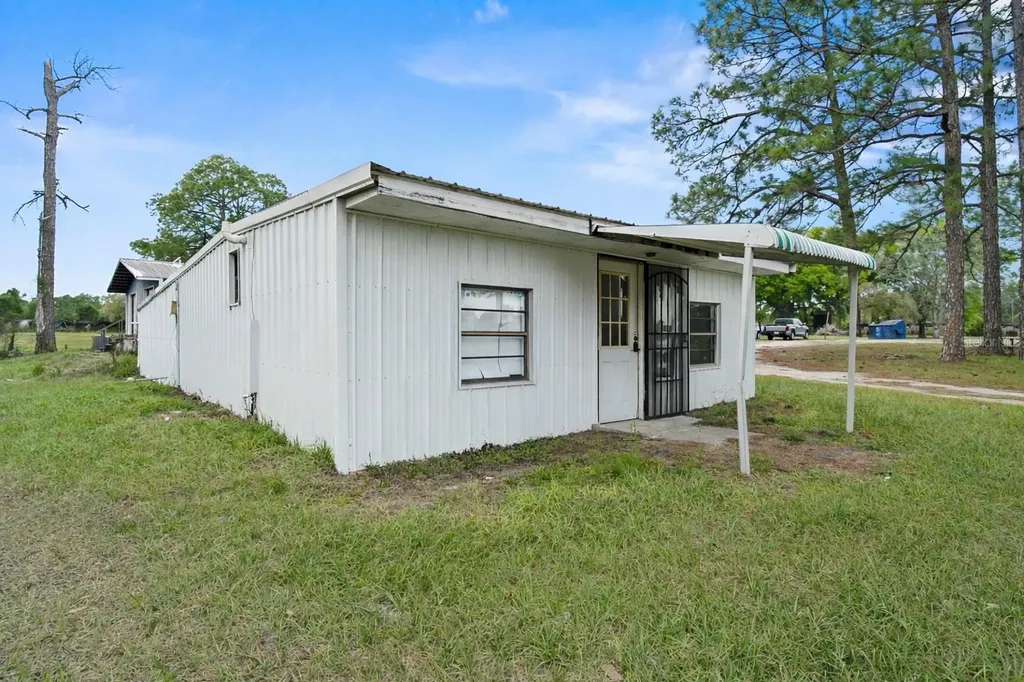 40945 Beach Eustis FL 32736