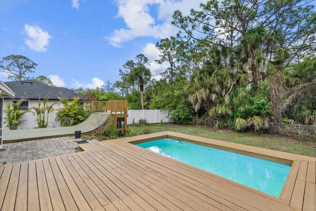 2896 Coldwater Lane North Port FL 34286