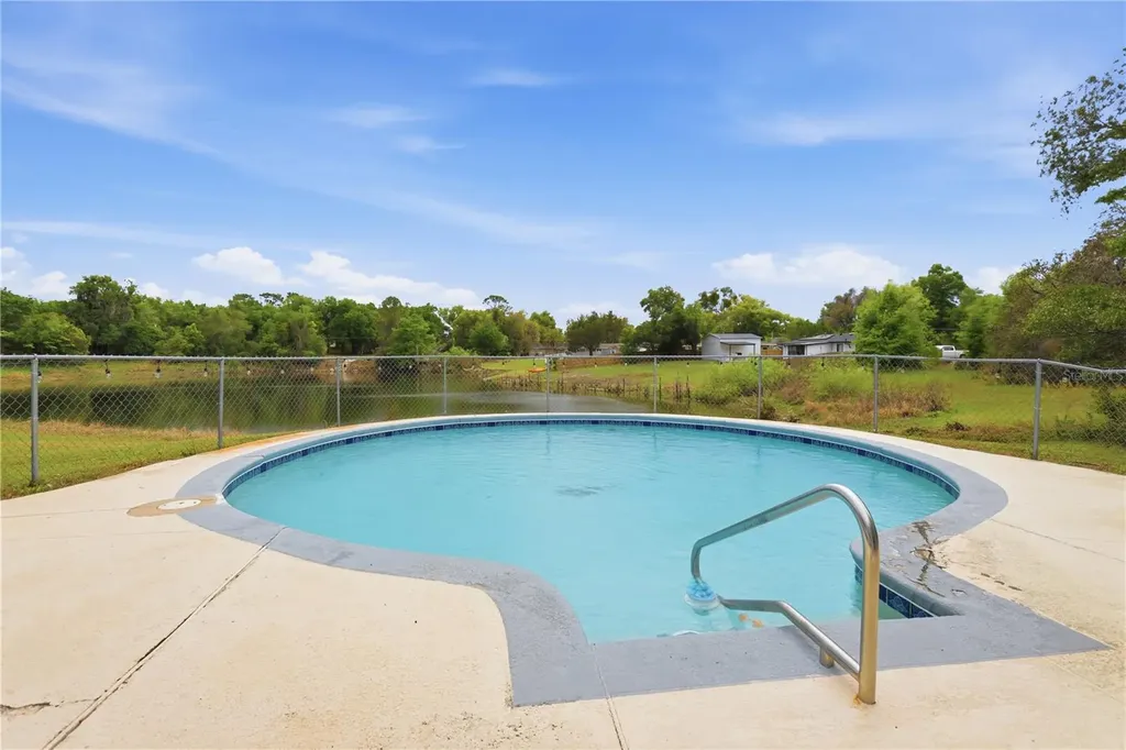 69 Crystal Drive Debary FL 32713