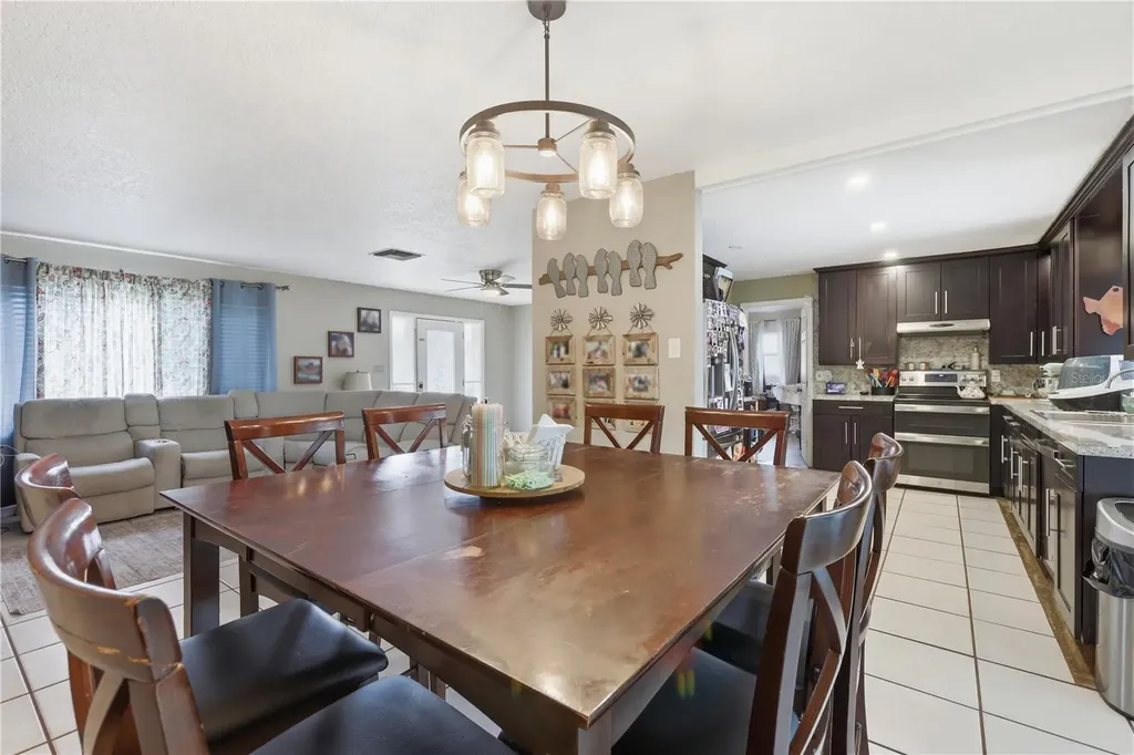 69 Crystal Drive Debary FL 32713