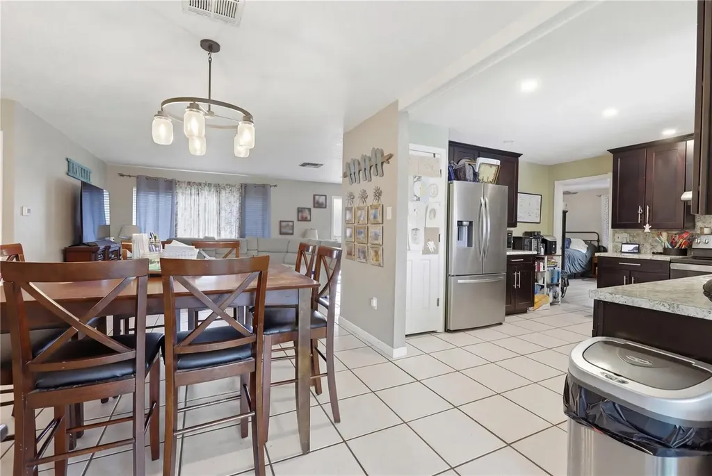 69 Crystal Drive Debary FL 32713