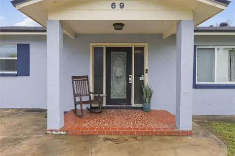 69 Crystal Drive Debary FL 32713