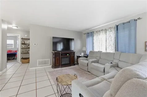69 Crystal Drive Debary FL 32713