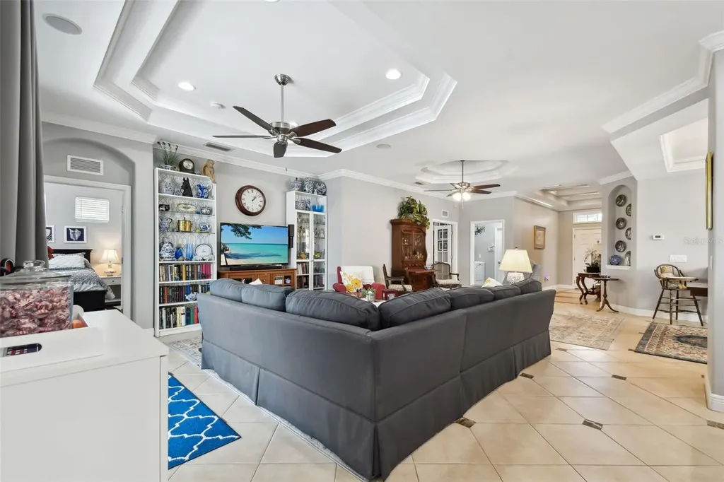 5056 Lakehurst Court Palmetto FL 34221