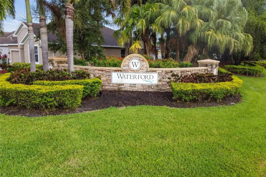 5056 Lakehurst Court Palmetto FL 34221