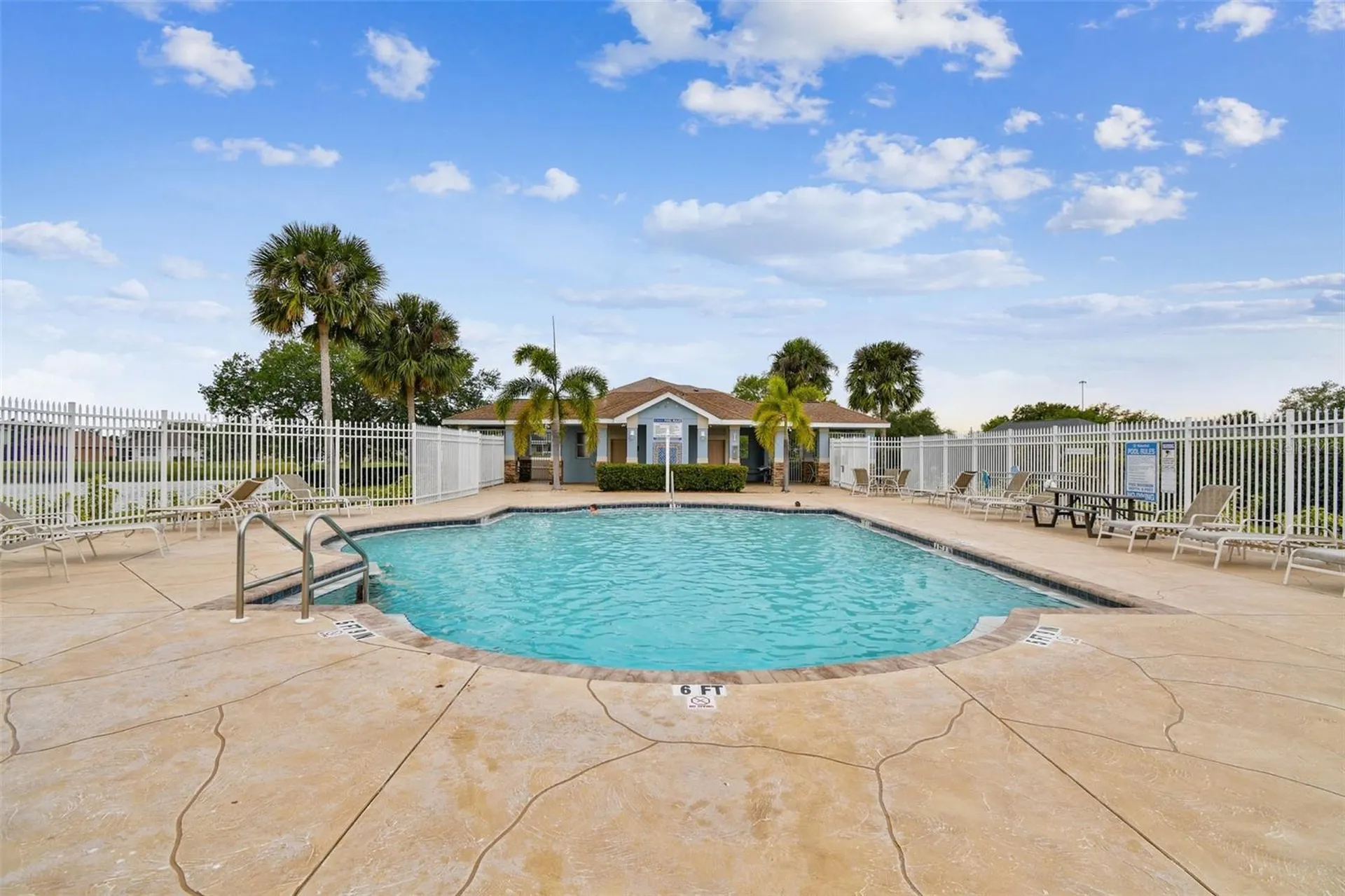 5056 Lakehurst Court Palmetto FL 34221