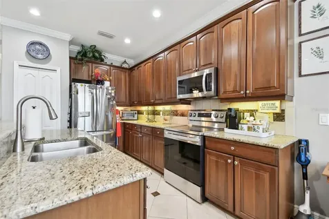5056 Lakehurst Court Palmetto FL 34221