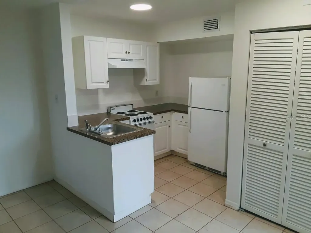 407 S Orion Avenue Clearwater FL 33765