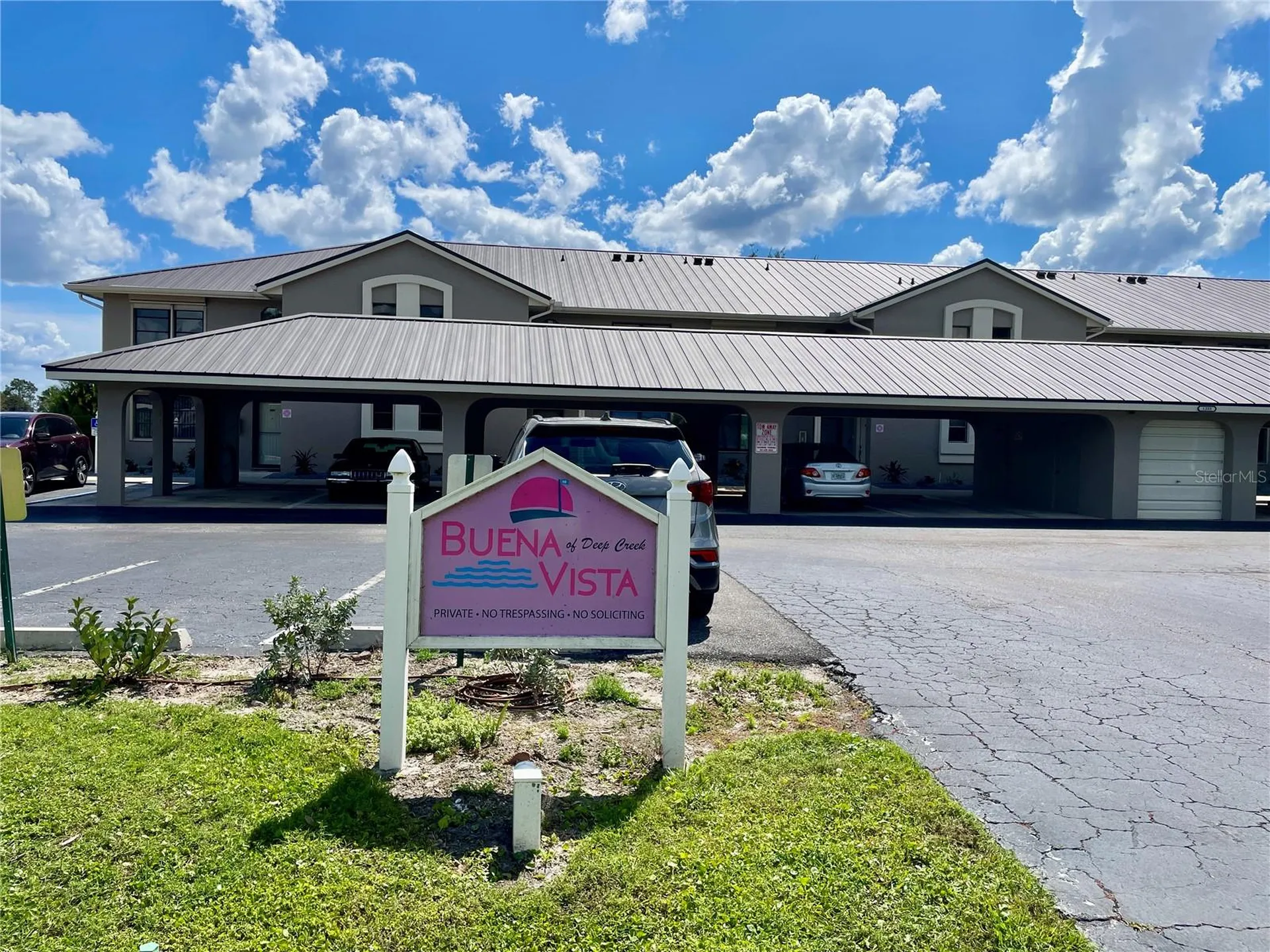 1335 Saxony Circle Punta Gorda FL 33983