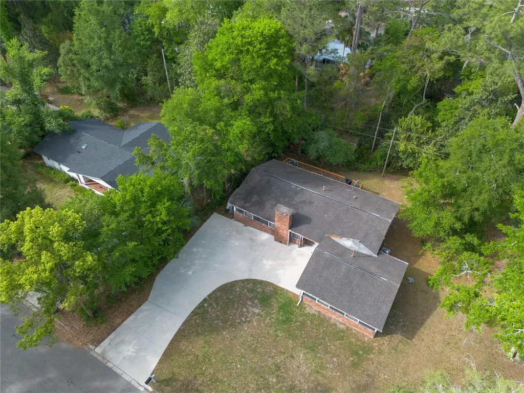 922 NW 39th Drive Gainesville FL 32605