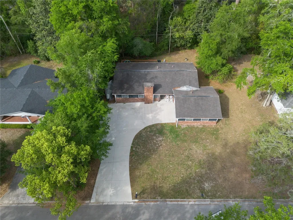 922 NW 39th Drive Gainesville FL 32605