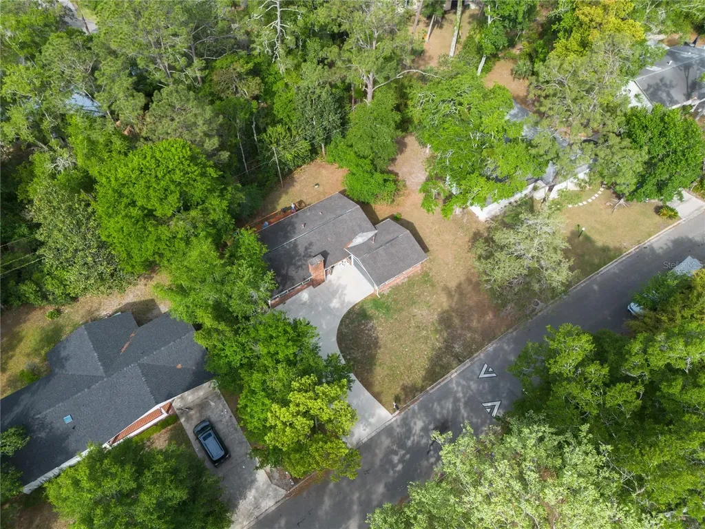 922 NW 39th Drive Gainesville FL 32605