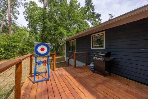 922 NW 39th Drive Gainesville FL 32605