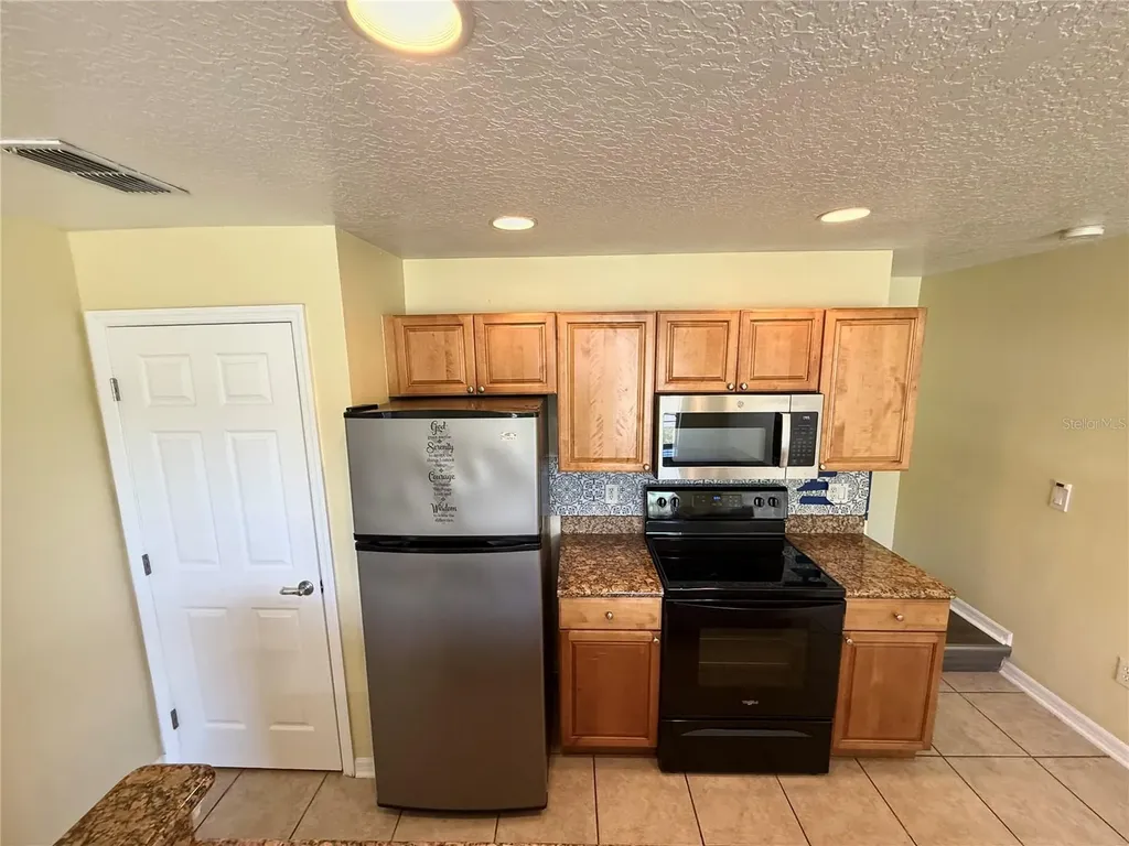 121 Melissa Place Davenport FL 33837