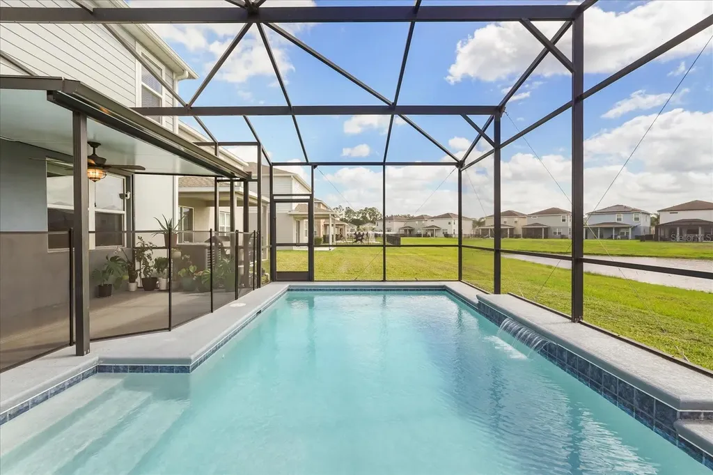 3943 Crawley Down Loop Sanford FL 32773