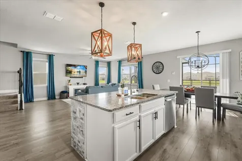 3943 Crawley Down Loop Sanford FL 32773