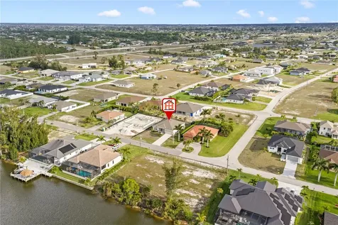 3306 NW 21st Terrace Cape Coral FL 33993