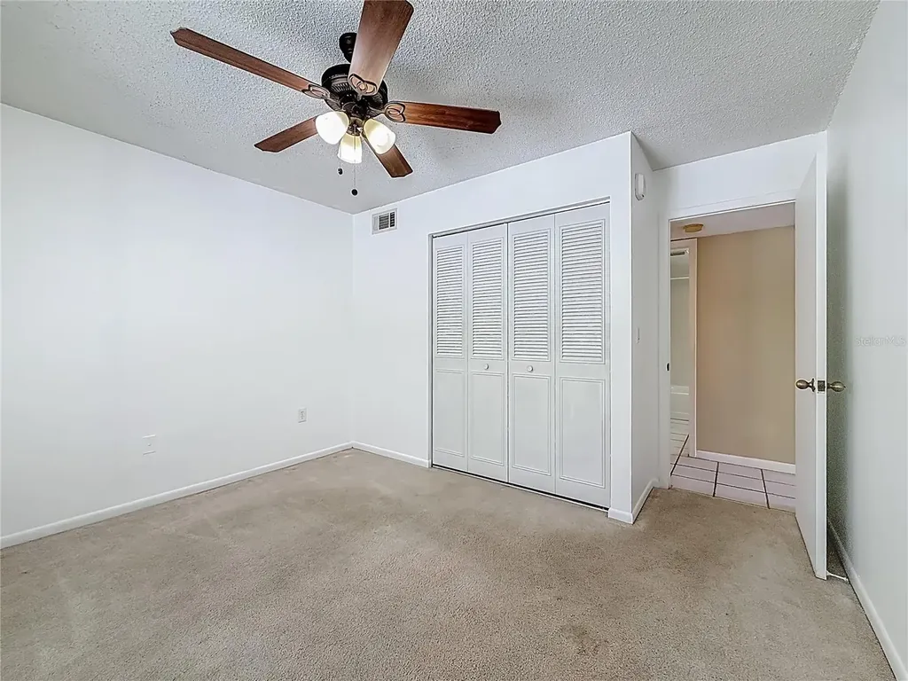 1372 Pine Ridge Circle E Tarpon Springs FL 34688