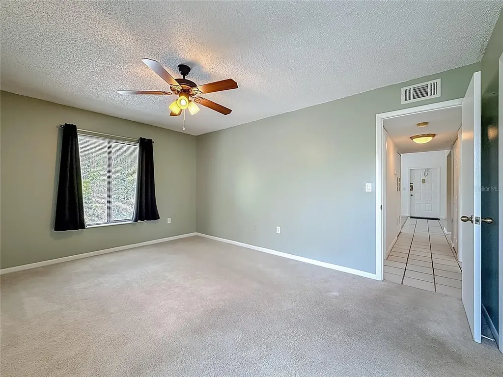 1372 Pine Ridge Circle E Tarpon Springs FL 34688