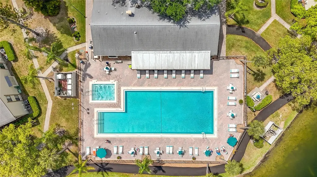 1372 Pine Ridge Circle E Tarpon Springs FL 34688