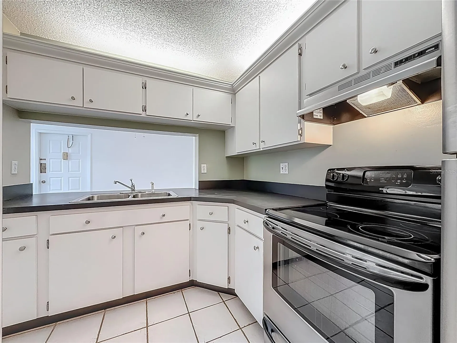 1372 Pine Ridge Circle E Tarpon Springs FL 34688
