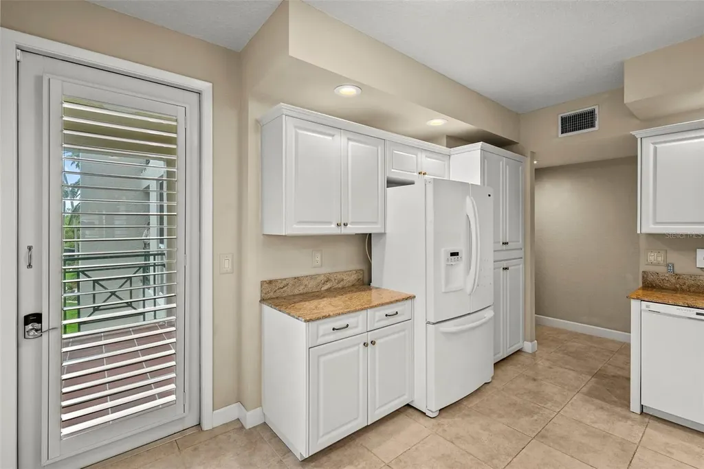 4780 Dolphin Cay Lane S St Petersburg FL 33711