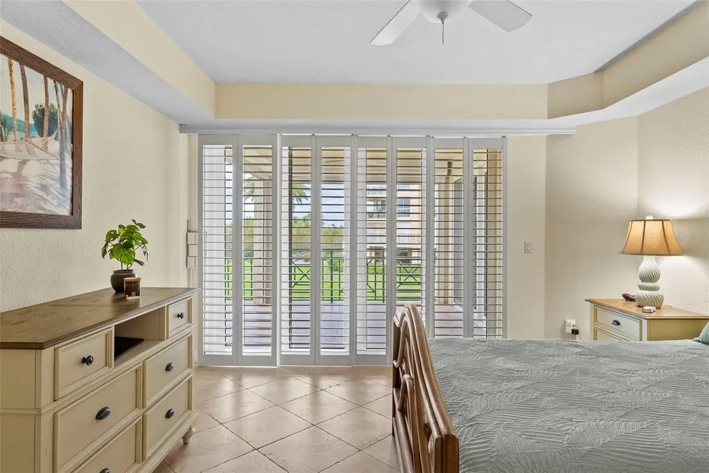 4780 Dolphin Cay Lane S St Petersburg FL 33711