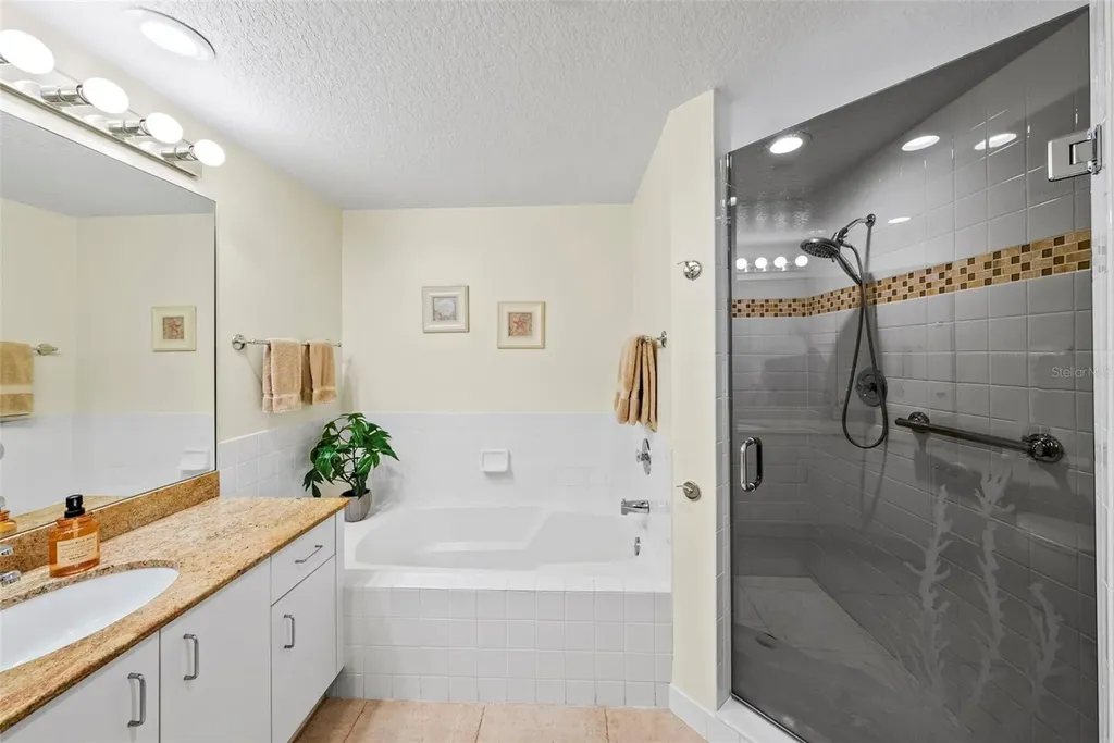 4780 Dolphin Cay Lane S St Petersburg FL 33711