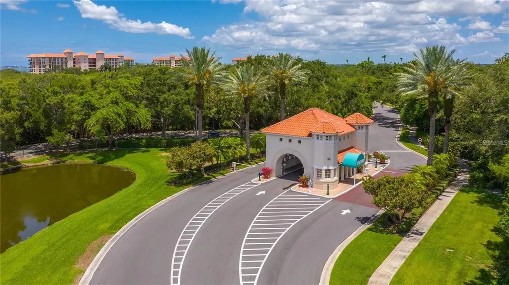 4780 Dolphin Cay Lane S St Petersburg FL 33711