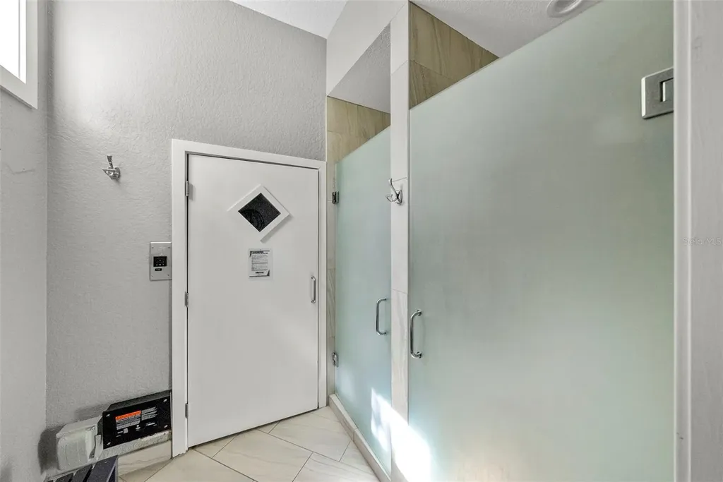 4780 Dolphin Cay Lane S St Petersburg FL 33711