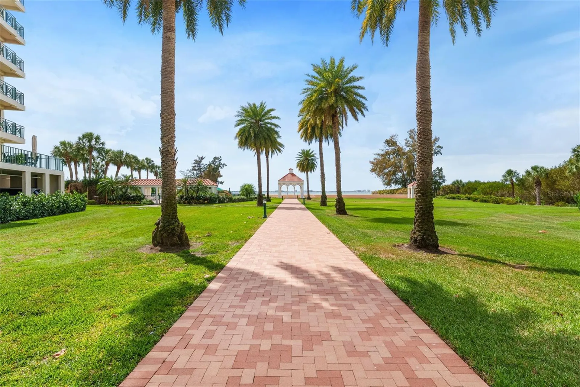 4780 Dolphin Cay Lane S St Petersburg FL 33711