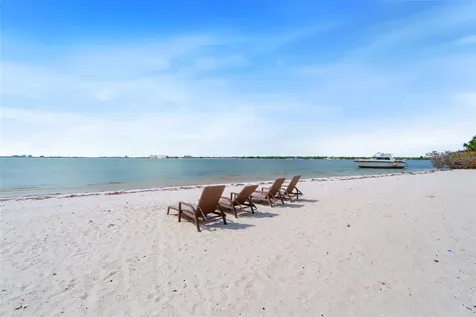 4780 Dolphin Cay Lane S St Petersburg FL 33711