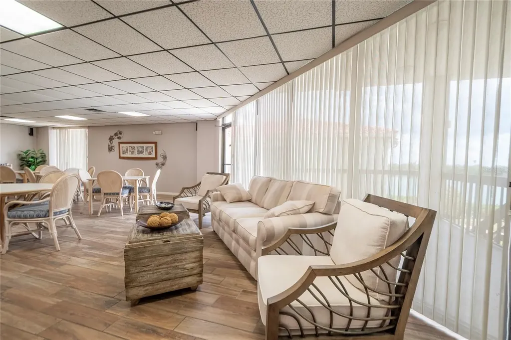 6361 Bahia Del Mar Boulevard St Petersburg FL 33715