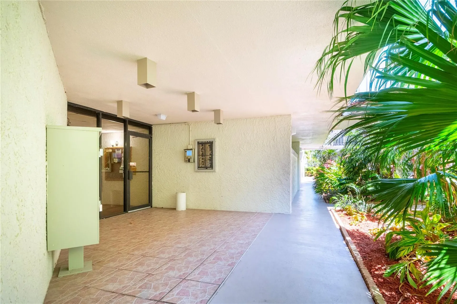 6361 Bahia Del Mar Boulevard St Petersburg FL 33715