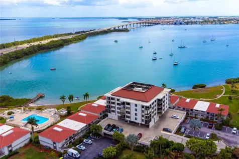 6361 Bahia Del Mar Boulevard St Petersburg FL 33715