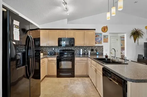 89 Robinson Drive Palm Coast FL 32164