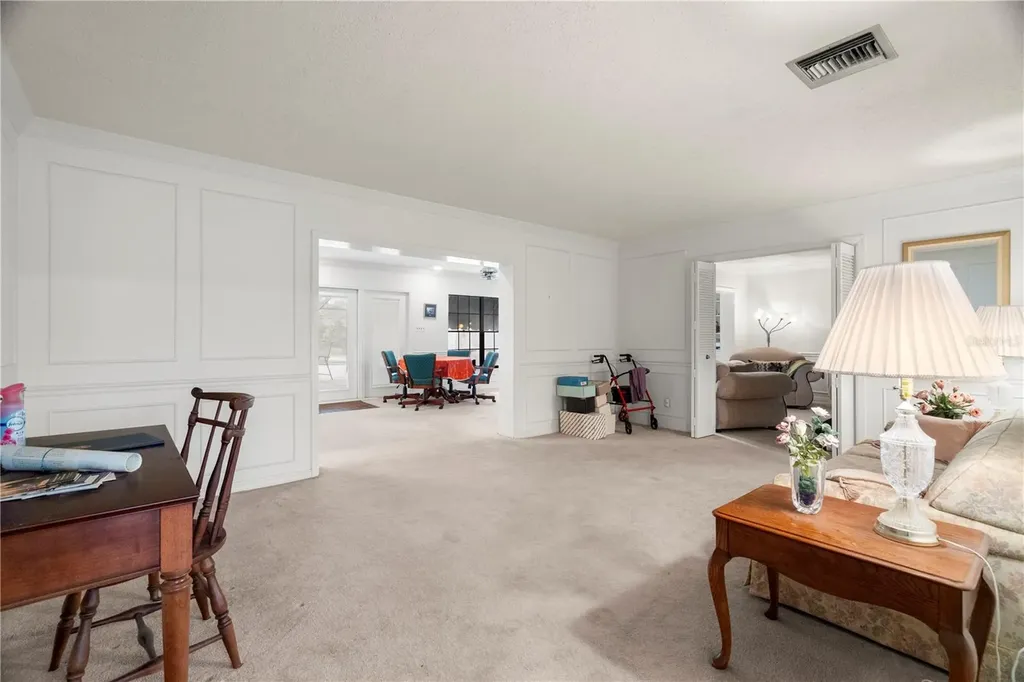 10408 Reclinata Lane Tampa FL 33618
