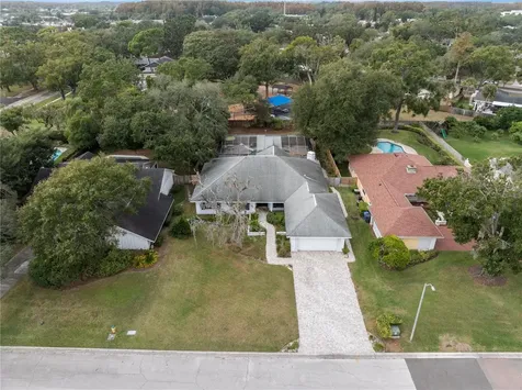 10408 Reclinata Lane Tampa FL 33618