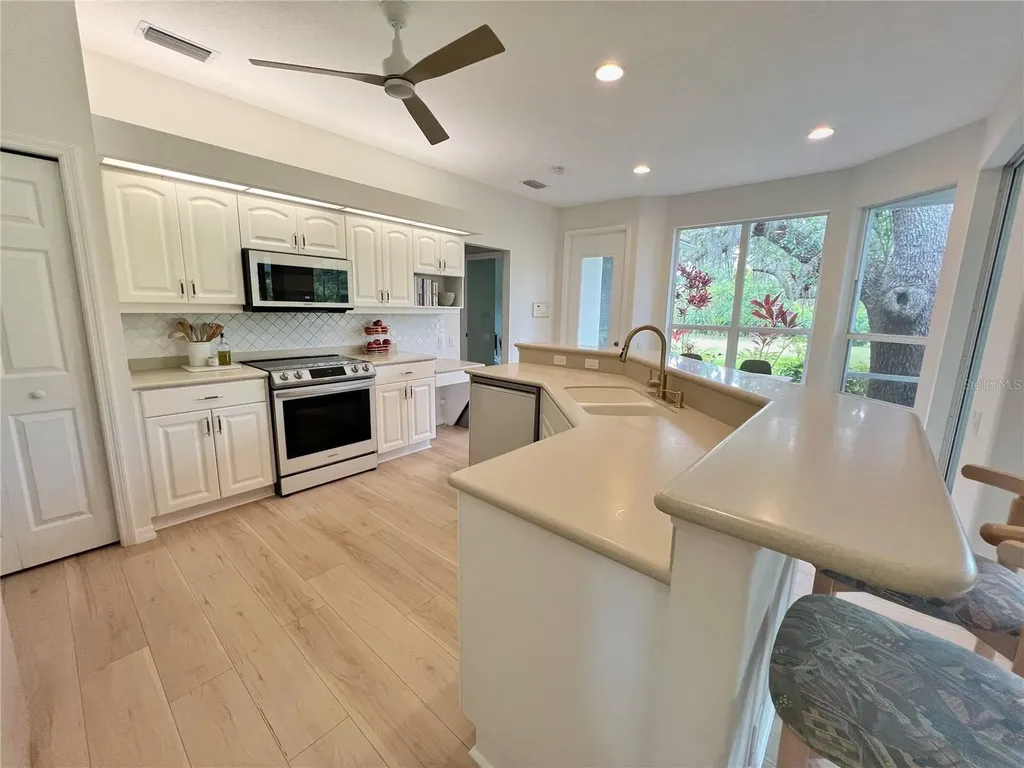 2152 Calusa Lakes Boulevard Nokomis FL 34275