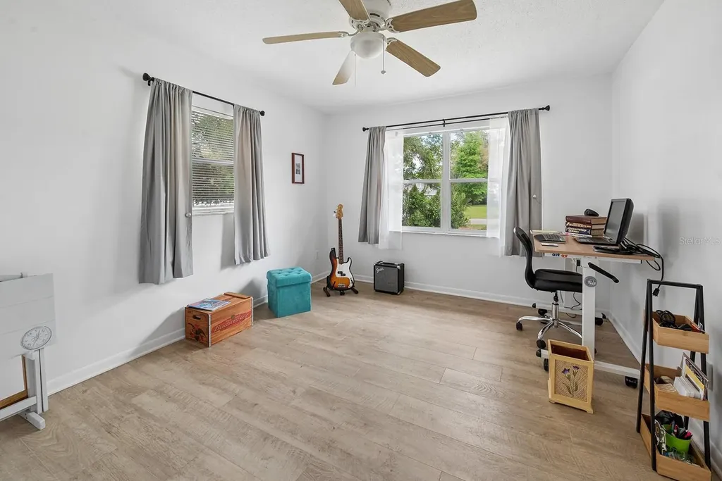 102 Swans Nest Circle Melrose FL 32666