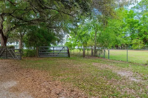 102 Swans Nest Circle Melrose FL 32666
