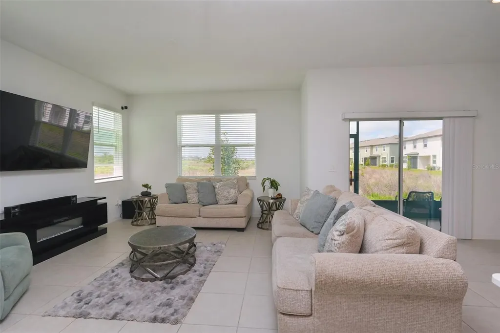 10059 Trumpet Honeysuckle Way San Antonio FL 33576