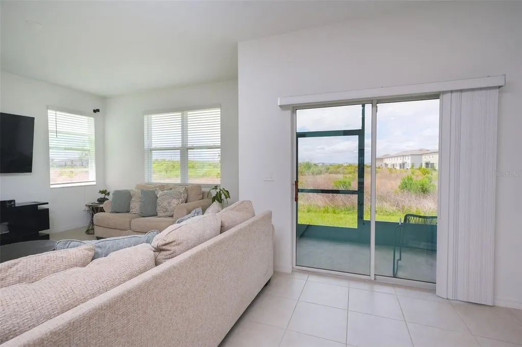 10059 Trumpet Honeysuckle Way San Antonio FL 33576