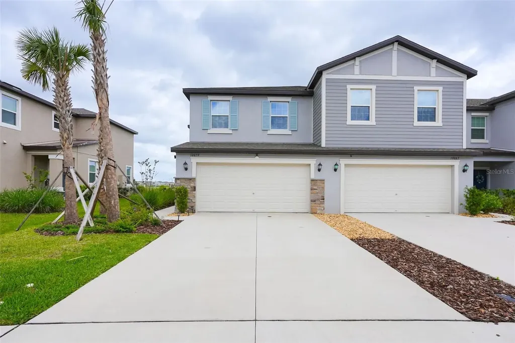 10059 Trumpet Honeysuckle Way San Antonio FL 33576