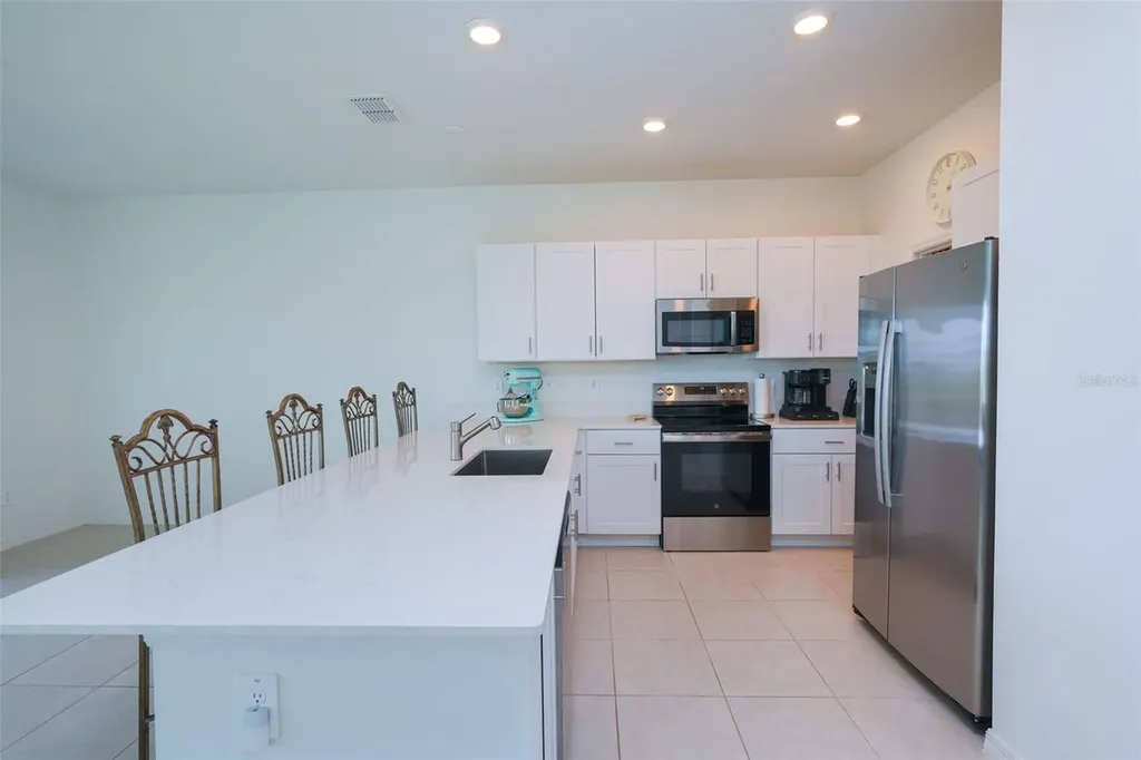 10059 Trumpet Honeysuckle Way San Antonio FL 33576