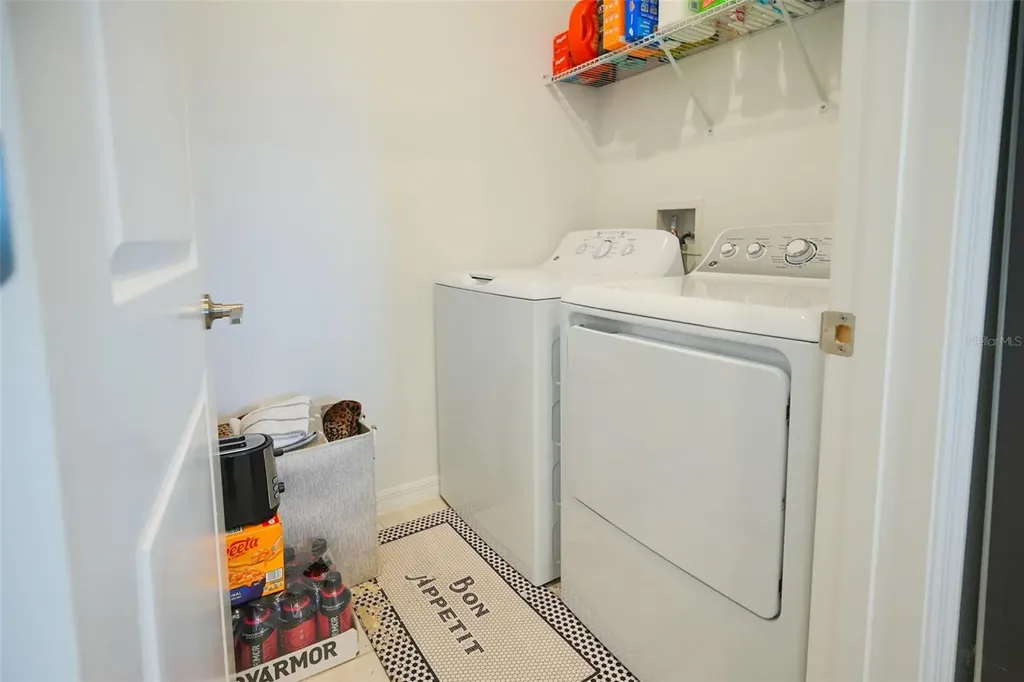 10059 Trumpet Honeysuckle Way San Antonio FL 33576