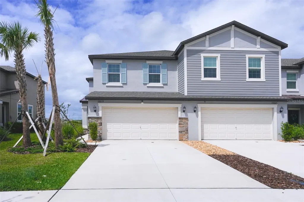10059 Trumpet Honeysuckle Way San Antonio FL 33576