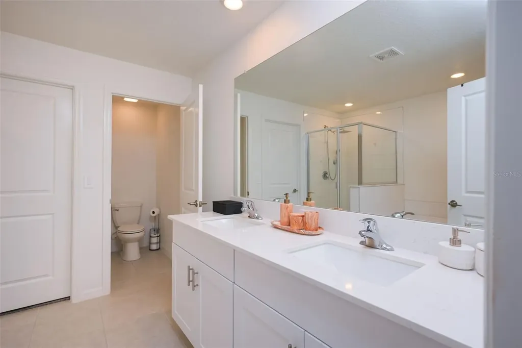 10059 Trumpet Honeysuckle Way San Antonio FL 33576